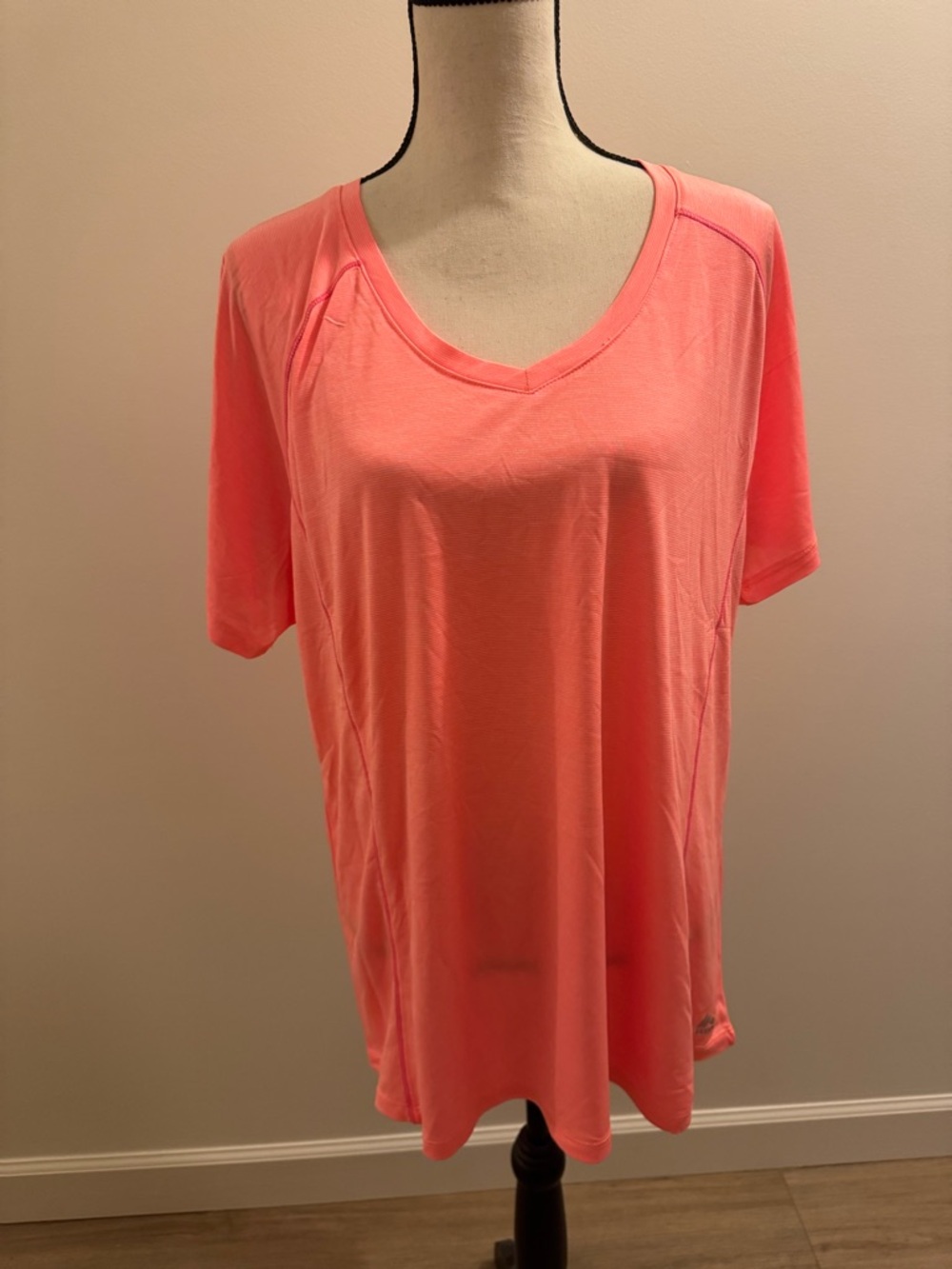 RBX Coral V-Neck Short Sleeve Tee